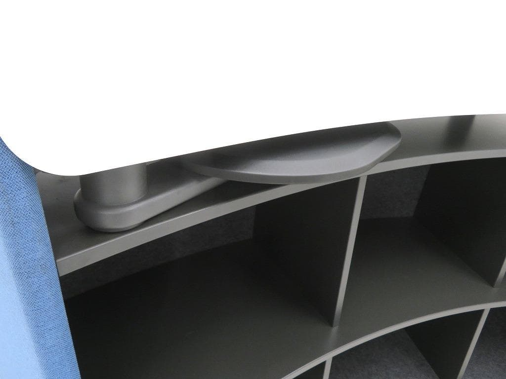 展示品　スチールケース　ホワイトボード　パーティション　間仕切り　収納