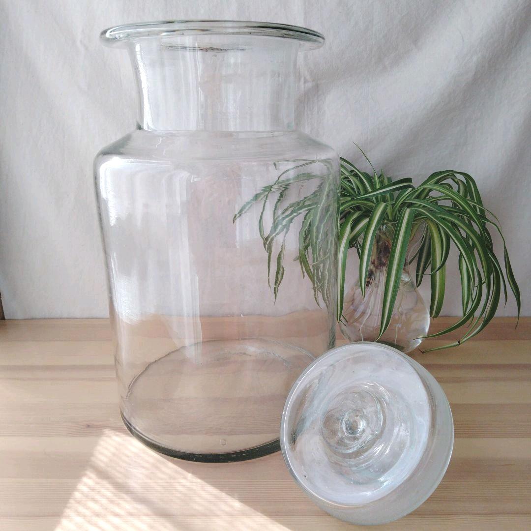 昭和の大きなキャニスター