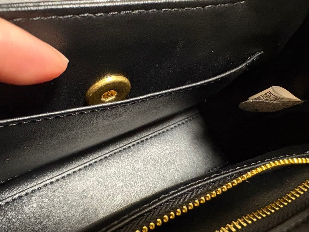 ♡美品♡ ブラック キルティング ハンドバッグ　ノベルティ