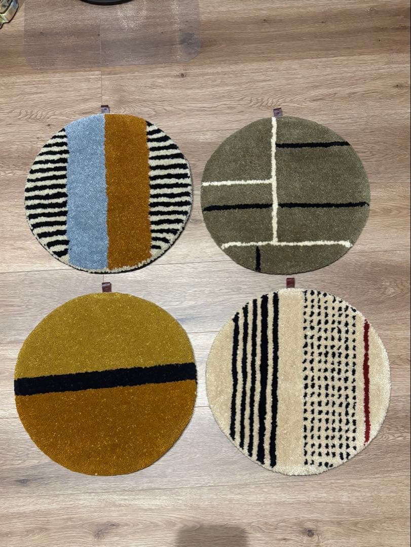 【じん】椅子敷き　adepeche ペル ウール チェアパッド4枚セット