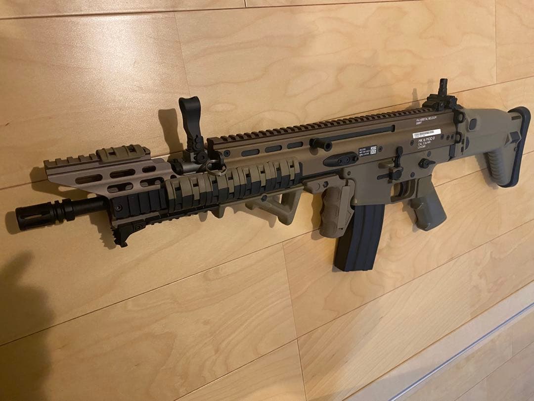 東京マルイ: 次世代電動ガンSCAR-L MK16 Mod.0 5.56mm