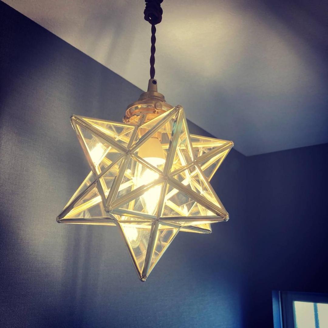 天井に吊り下げるシーリングペンダントライト