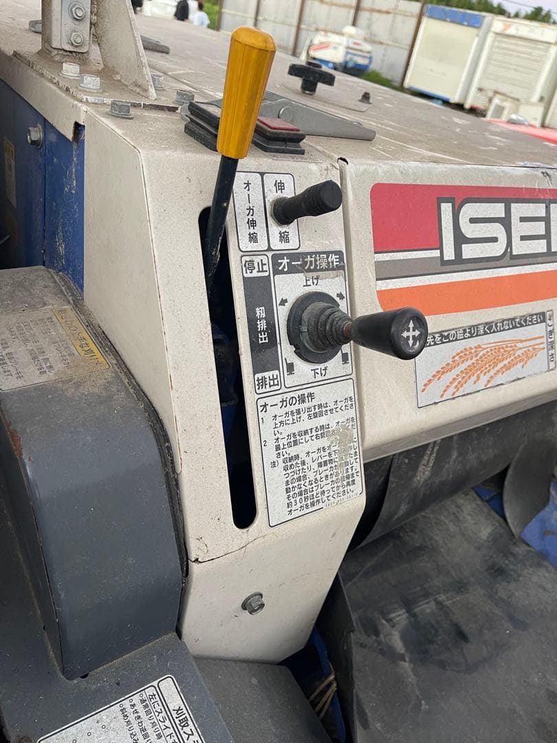 イセキ2条15馬力☆コンバイン☆HVB215【北九州】使用492時間ズームオーガ