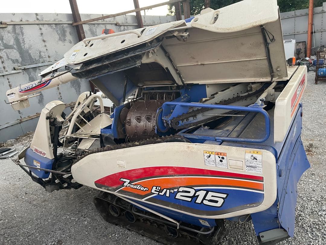 イセキ2条15馬力☆コンバイン☆HVB215【北九州】使用492時間ズームオーガ