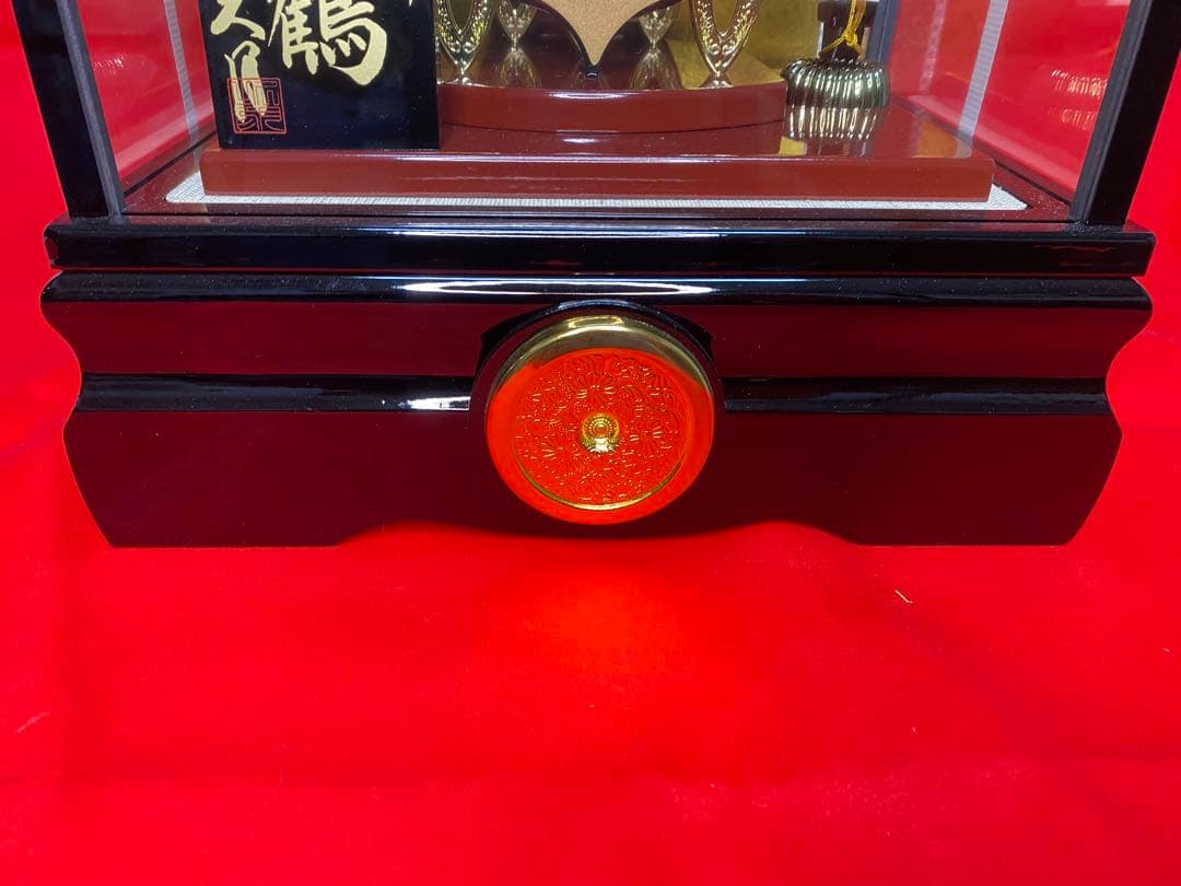 東京久月　家紋付破魔弓飾り１８号・間口約３２×奥行約３３×高さ約６５㎝