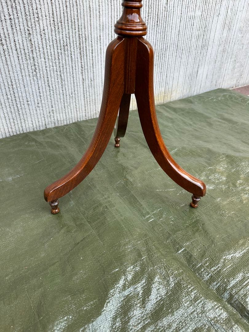 イタリア　ワインテーブル　コーヒーテーブル　花台　オケージョナルテーブル