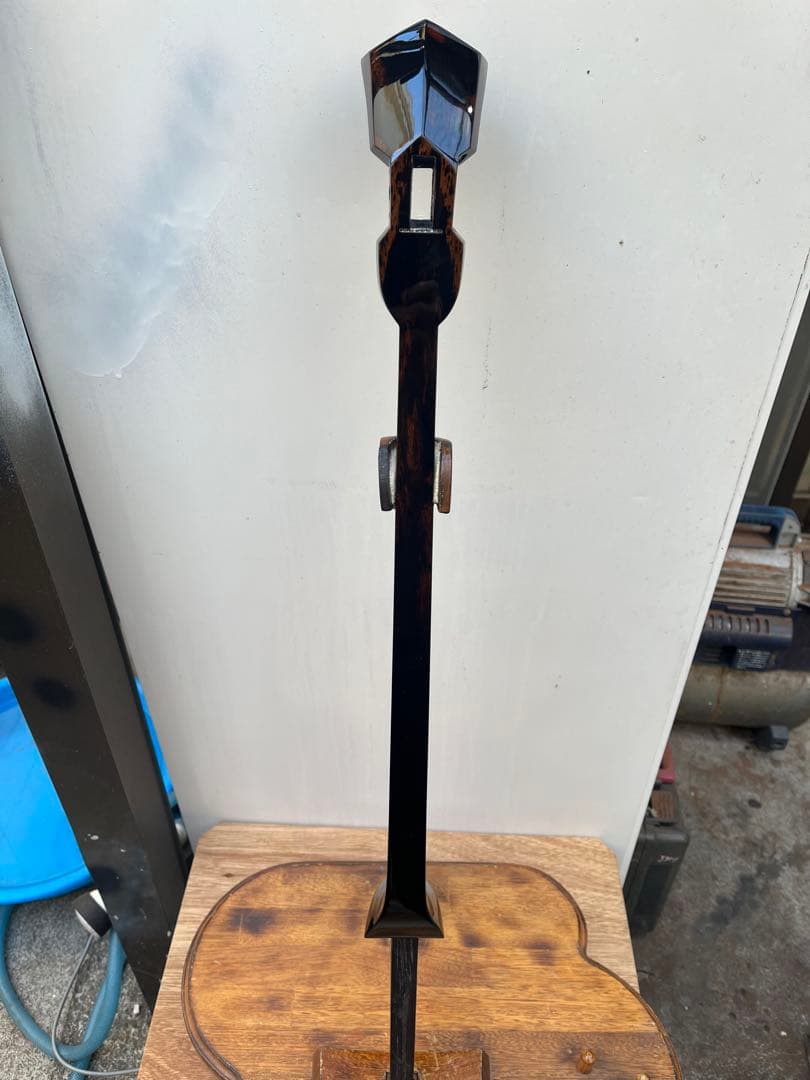 沖縄三線　知念大工(上質南洋黒檀)本皮一枚張り