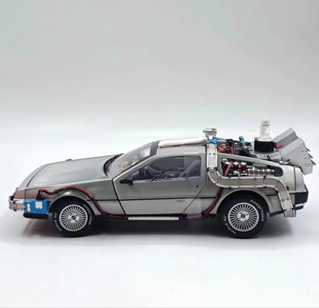 Hot wheels デロリアン タイムマシン 1/18スケール