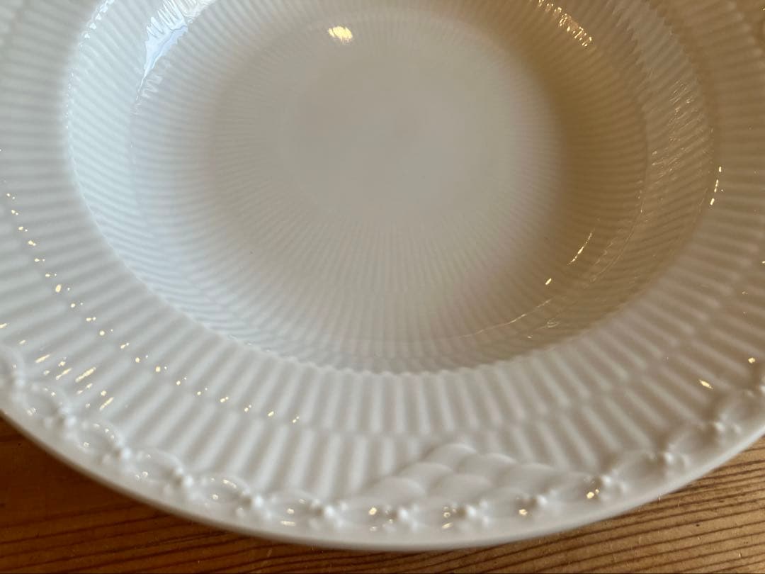 ロイヤルコペンハーゲンホワイトフルーテッドハーフレース24スーププレート×6