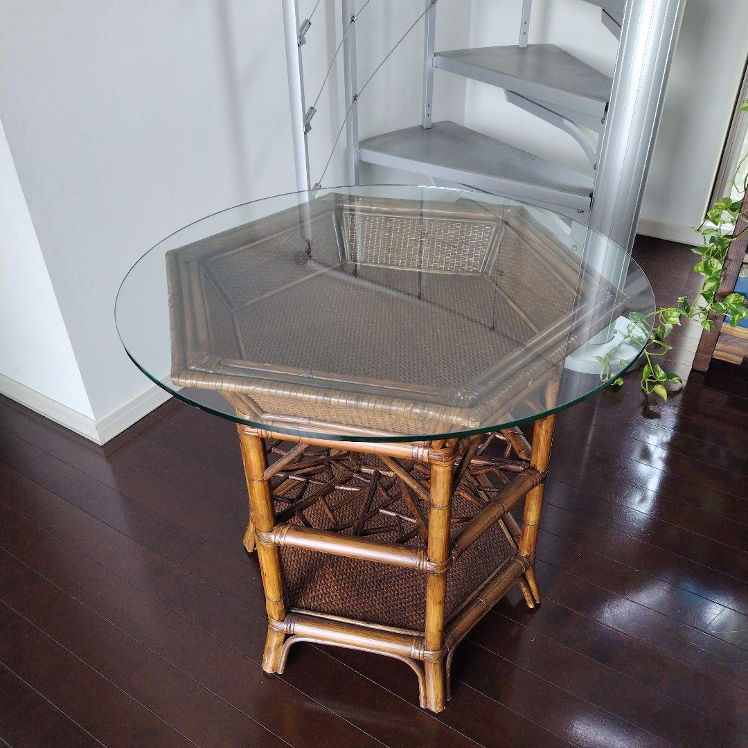 アンティーク ラタン 六角形テーブル ガラス天板付き 風水