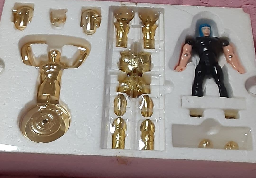 アクエリアス クロス フィギュア