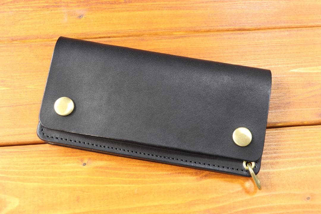 ロングトラッカーウォレット　真鍮　黒革　黒糸　栃木レザー