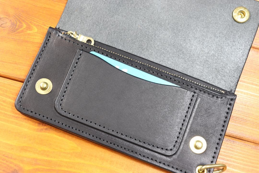 ロングトラッカーウォレット　真鍮　黒革　黒糸　栃木レザー