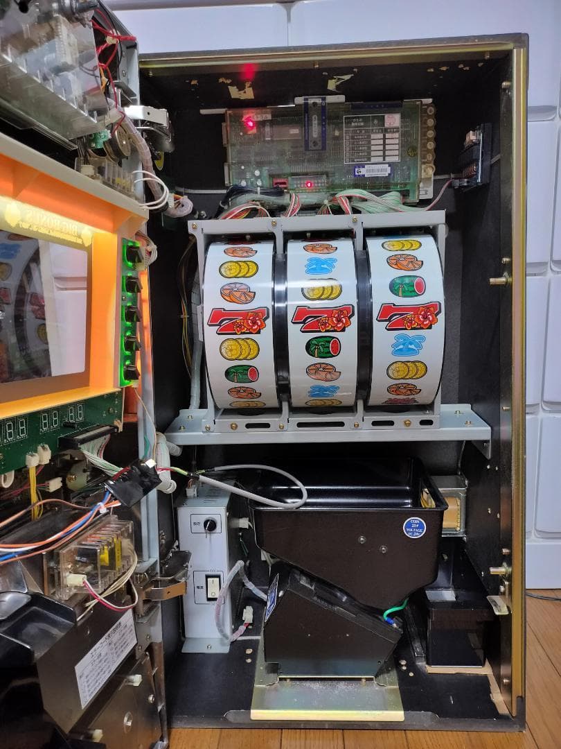 岡崎産業☆ジャックポット・トロピカルバージョン【コイン不要機付