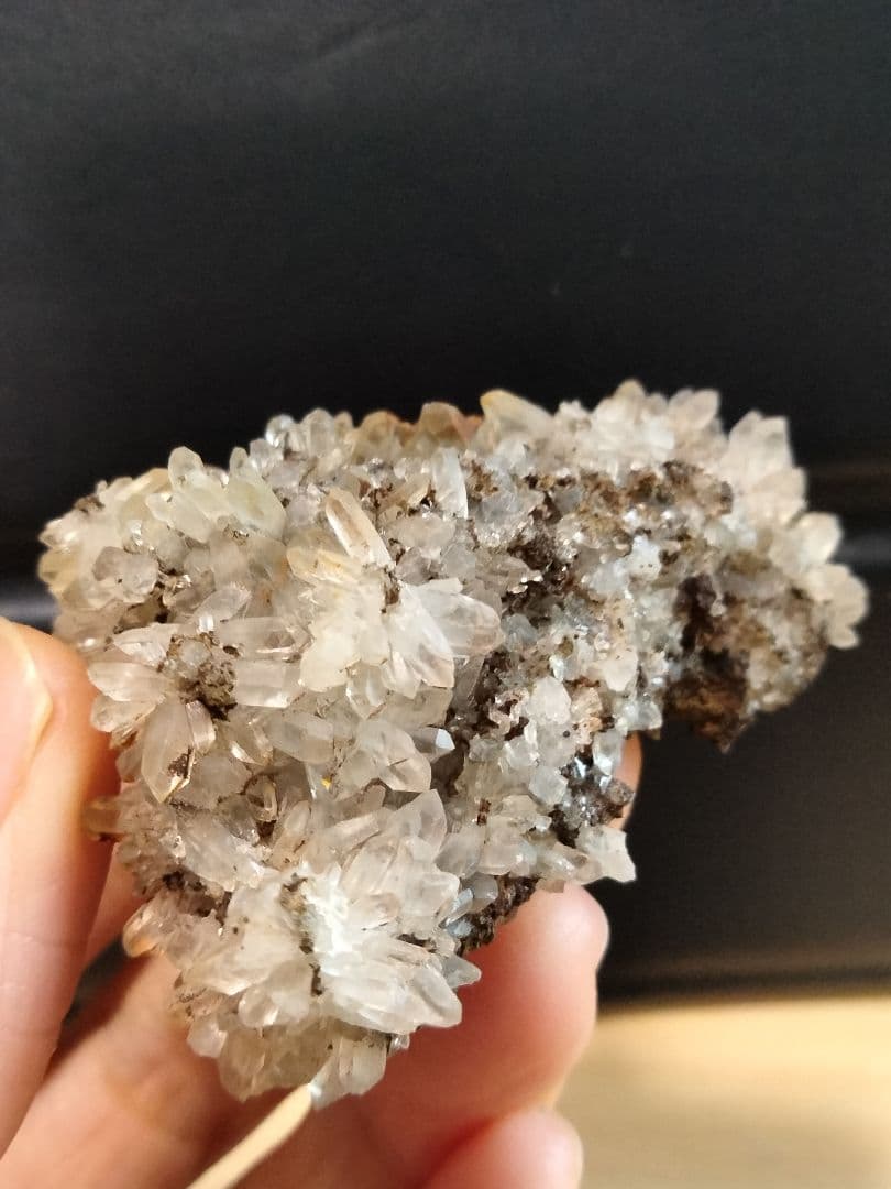 埼玉県秩父市中津川 秩父鉱山 橋掛沢　水晶クラスター　番号2