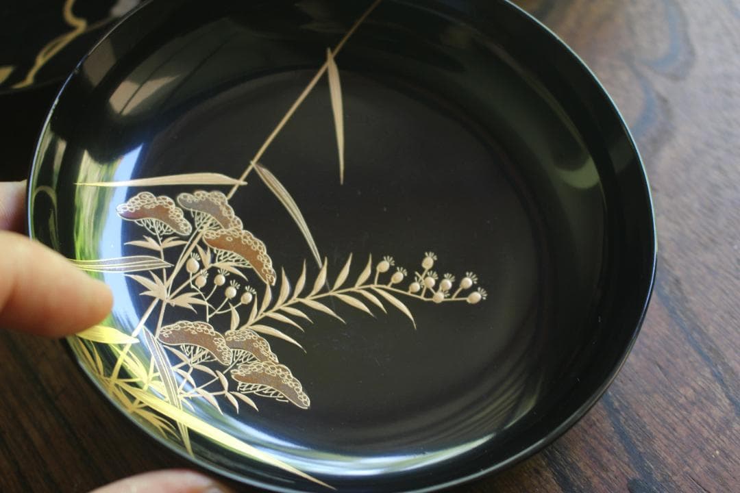時代逸品！時代黒漆に極上草花蒔絵の映えるお椀7点（検輪島塗蒔絵椀