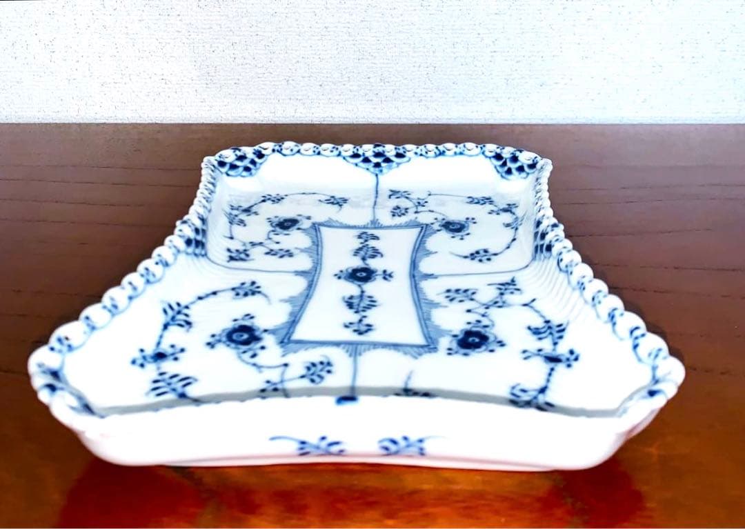 未使用品 廃盤品 ロイヤルコペンハーゲン フルレース スクエアプレート トレイ