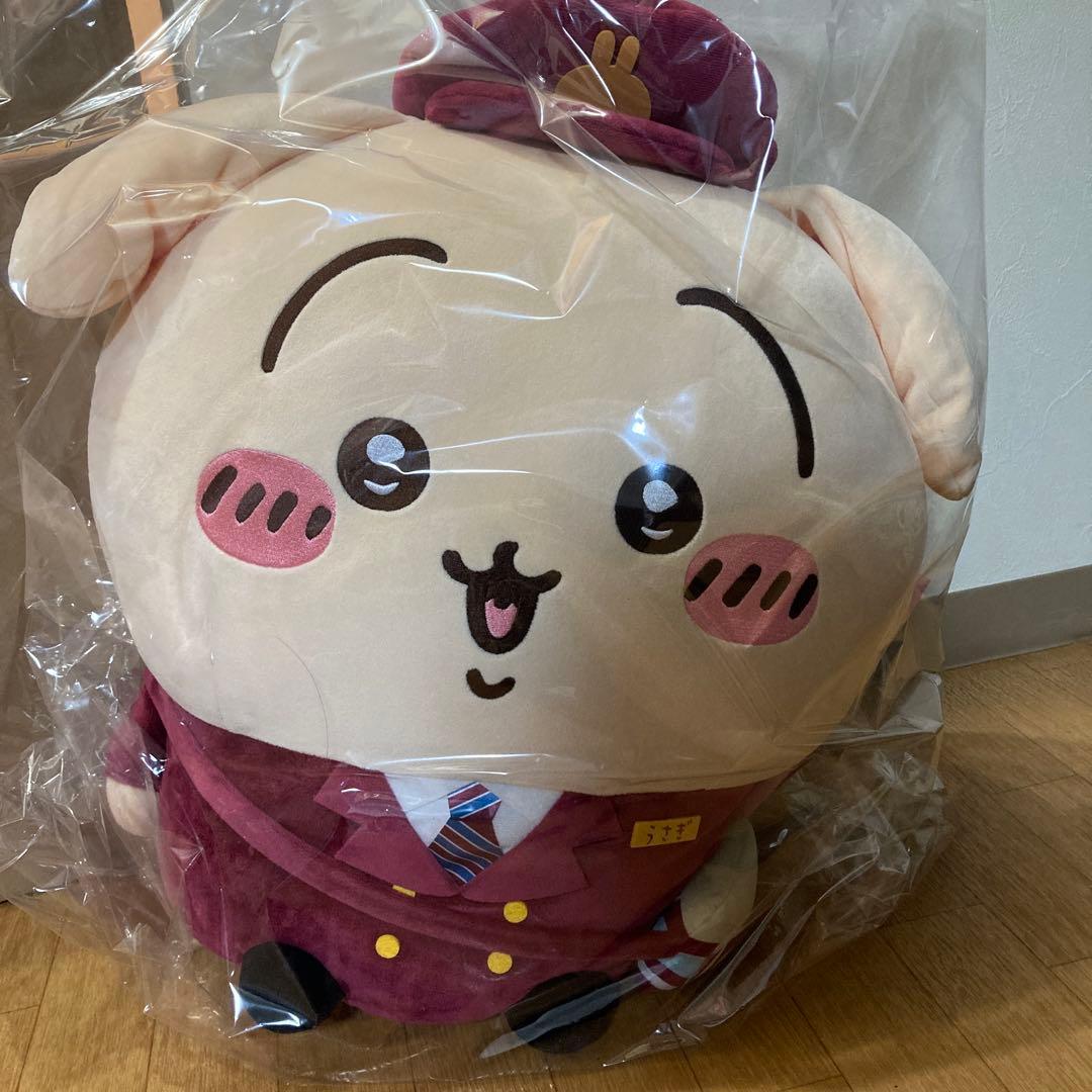 ちいかわ　阪急　はんきゅう　BIG ぬいぐるみ