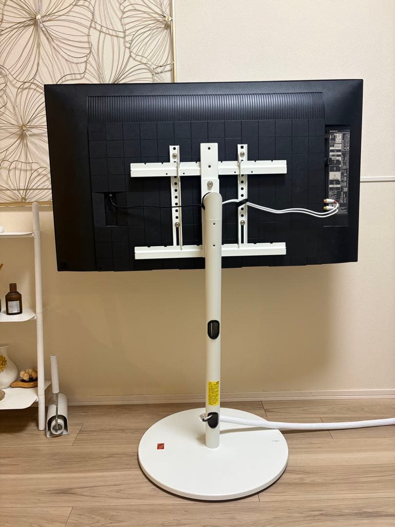 【美品】A2テレビスタンド　24〜55インチ EQUALS