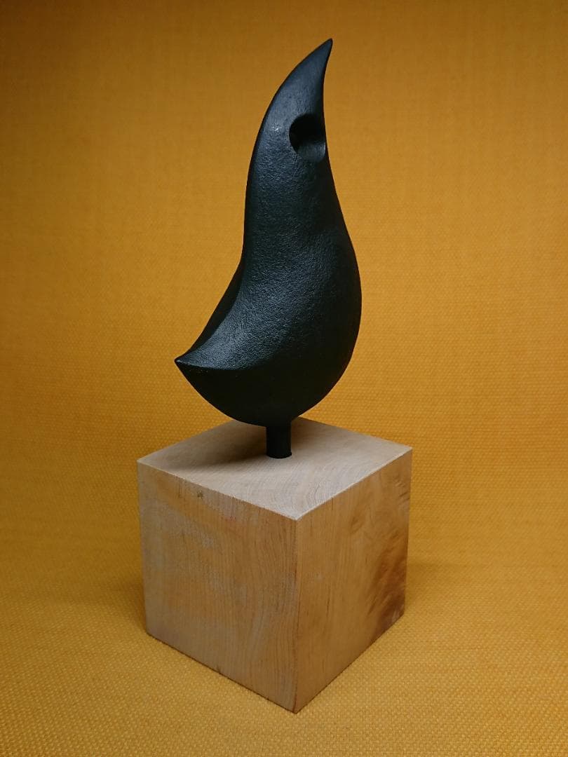 【美品】鳥　金属　彫像　オブジェ　置物　インテリア　工芸品　美術品　A1081