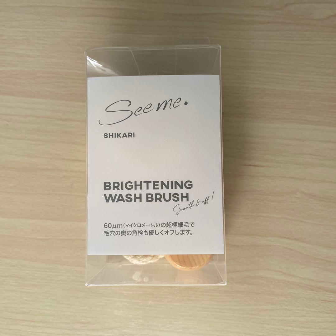 See me. Brightening Wash Brush 10個セット