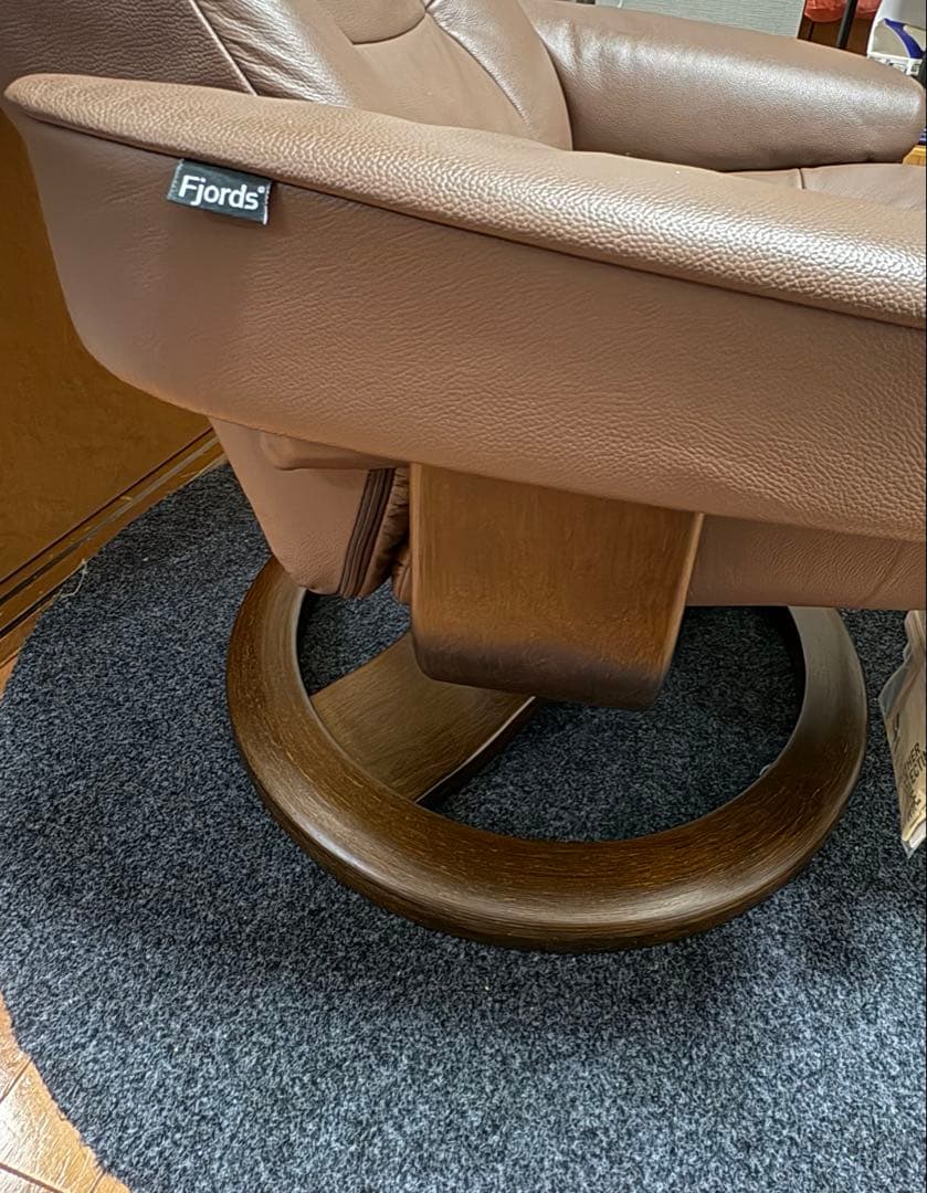 シモンズ リクライニングチェア フィヨルド 215 本体 (オットマン別出品)