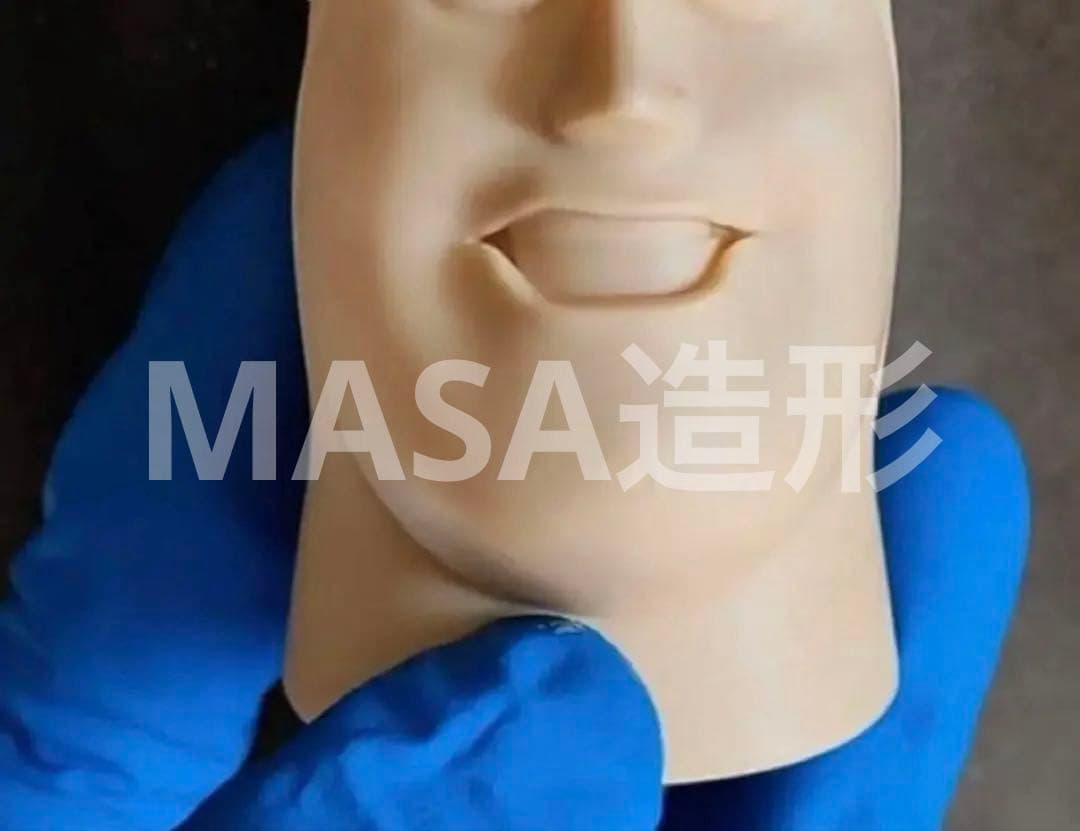 フィギュアの頭部