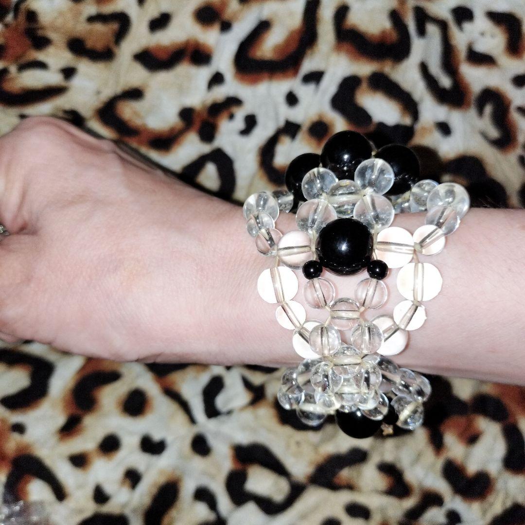 世界に一つ！クリスタル水晶とオニキス　世界に一つ　珍しい豪華なブレスレット