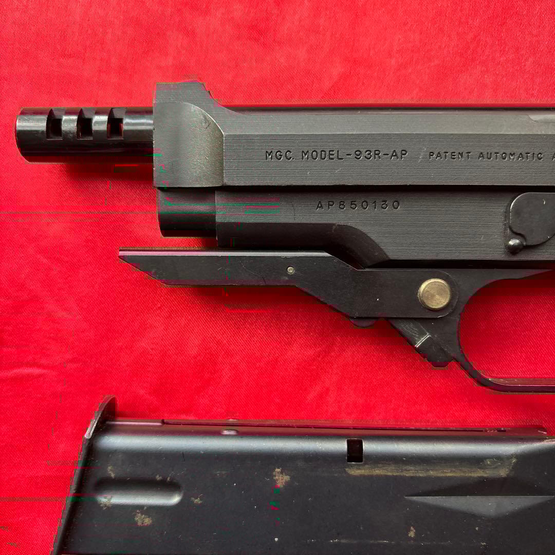 MGC ベレッタM93R 固定スライドガスガン - メルカリ