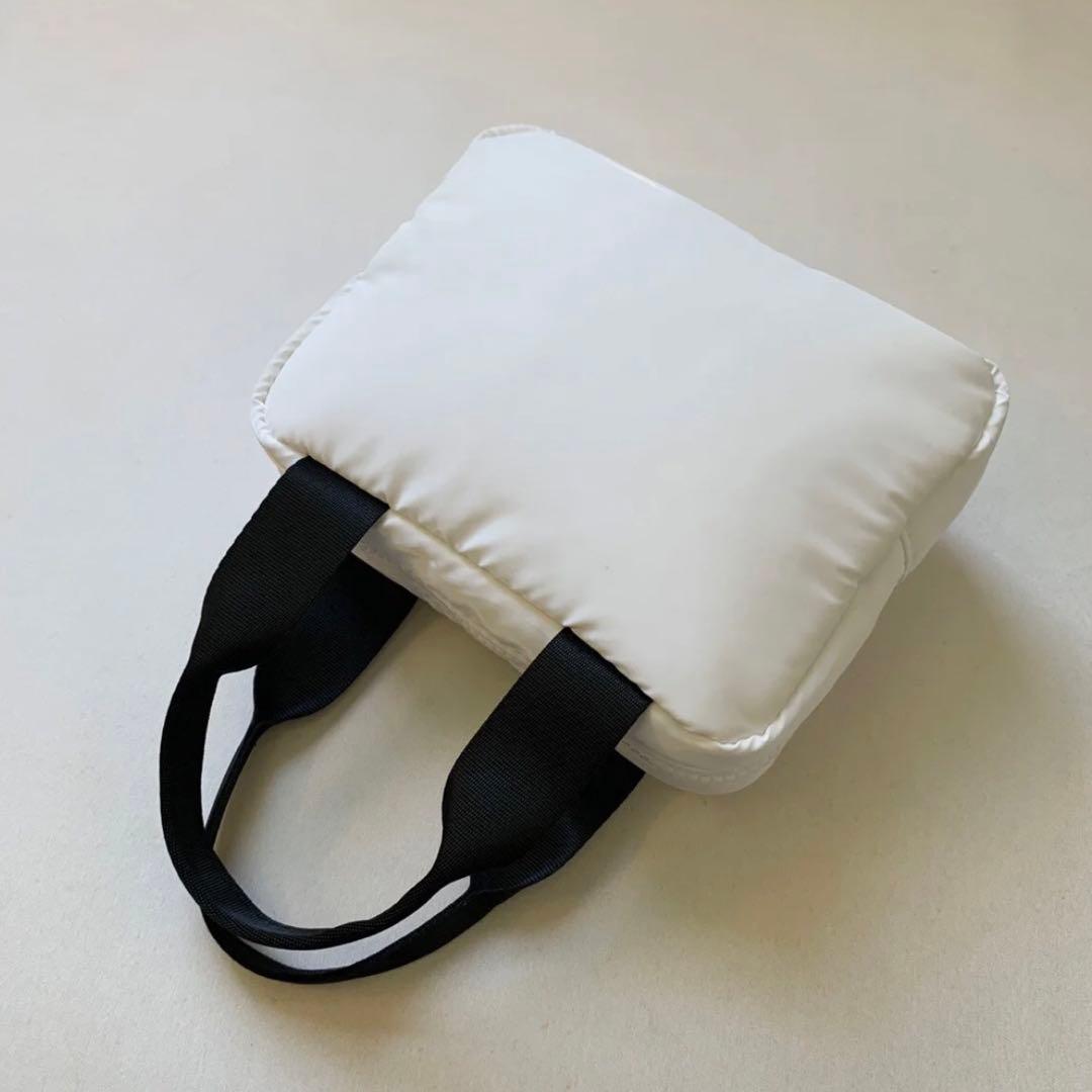 シャネル 化粧ポーチ ソフトクッションポーチ ノーベルティ 大容量 白黒 セット