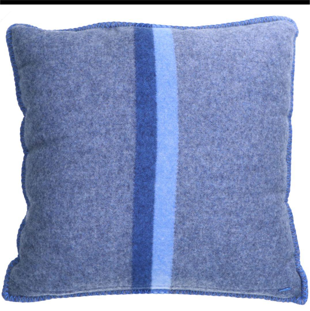 ルイ・ヴィトン ロゴ入り カシミヤ混ウール