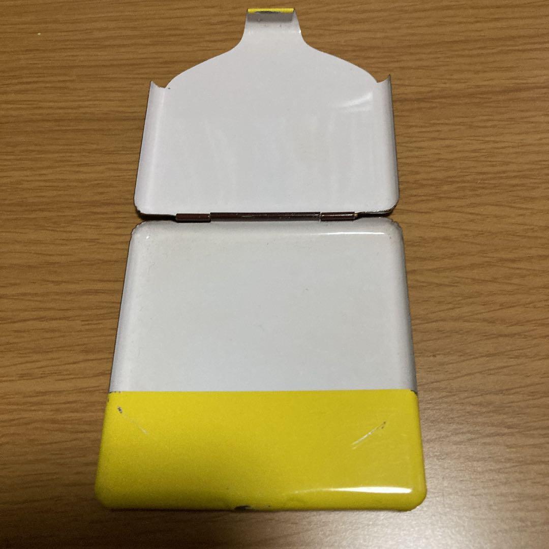 CREAM SODAのブリキシュガレットケース