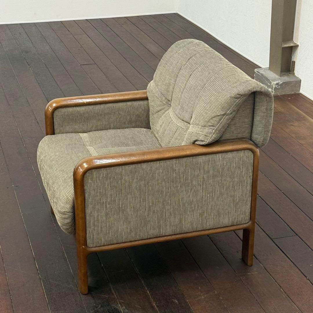 H110K69e カリモク karimoku 1人掛けソファ