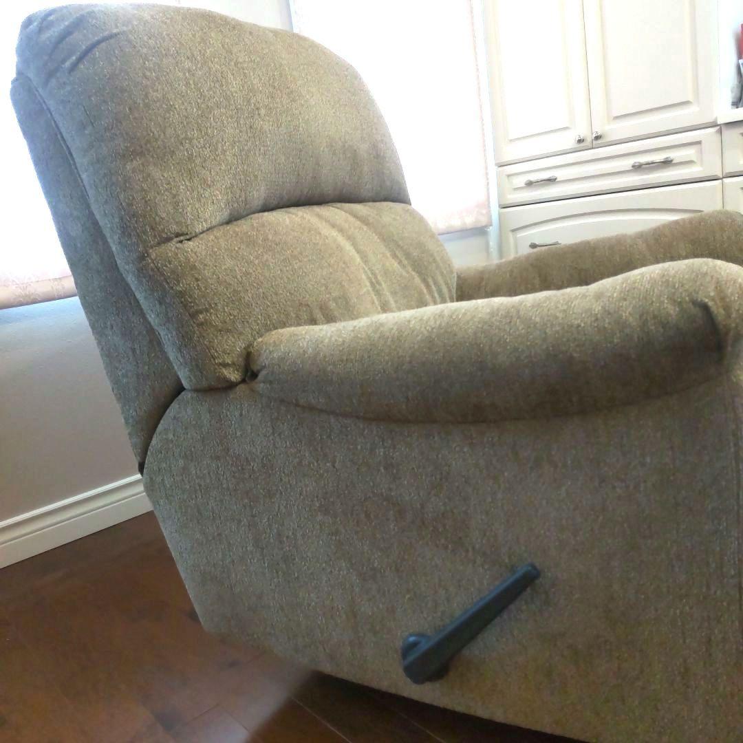 Ashley リクライニングソファ オットマン付き　1人掛け