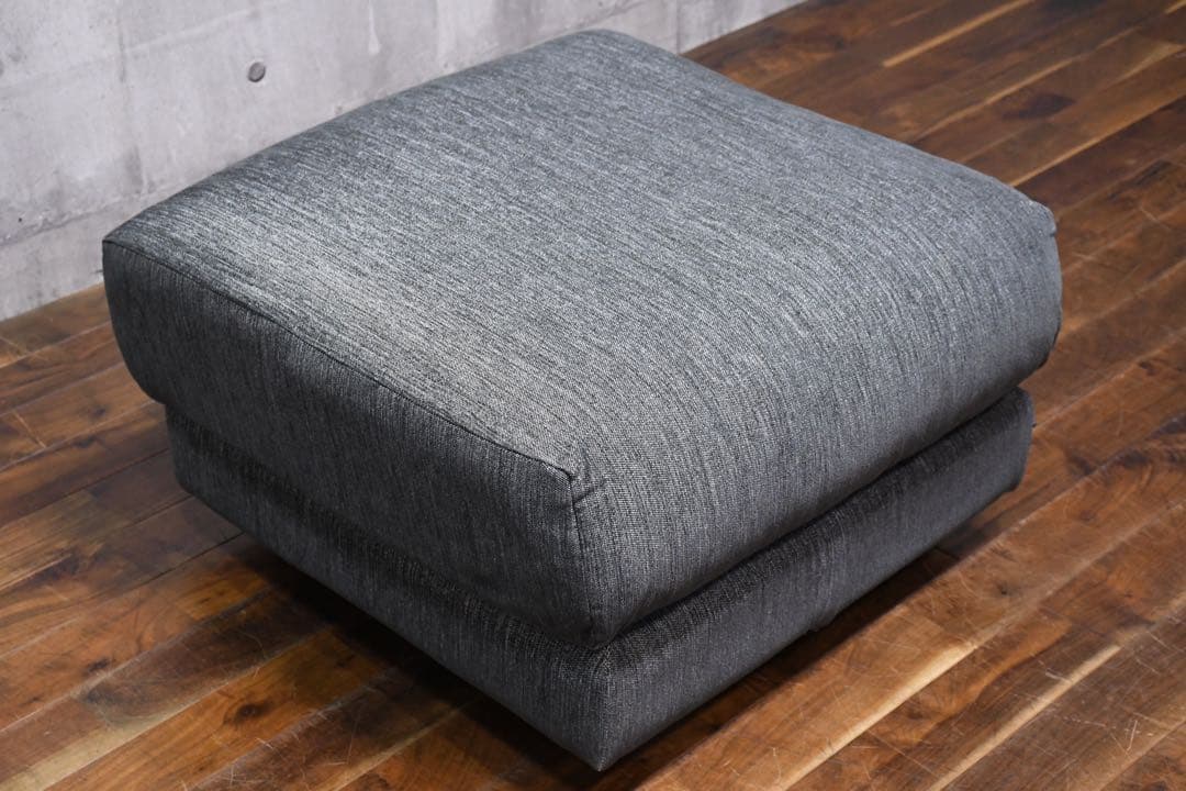 ECK50 ノイエス ニューシュガー マキシマム コンフォート オットマン