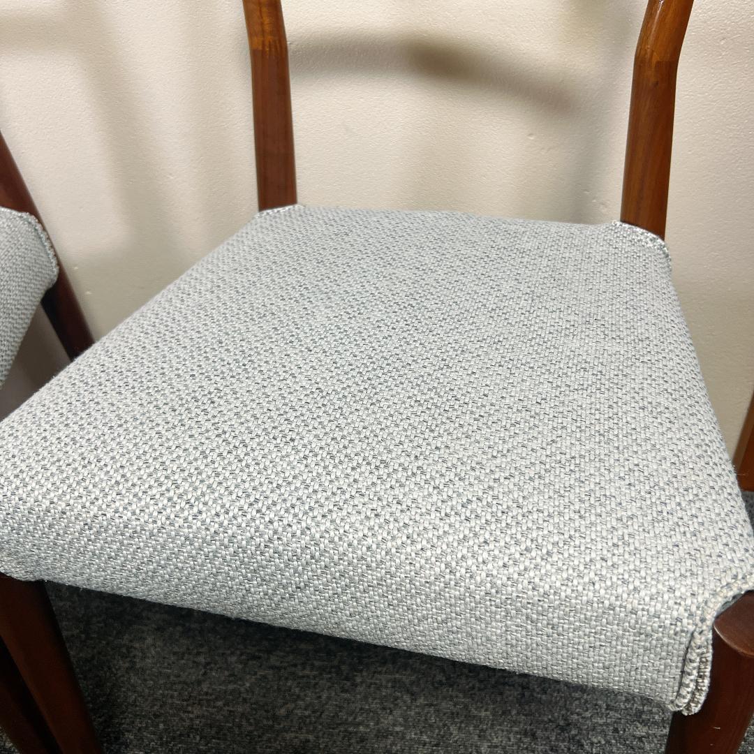 【美品】飛騨の家具 日進木工 グロウ 北欧風ナチュラルダイニングチェア2脚