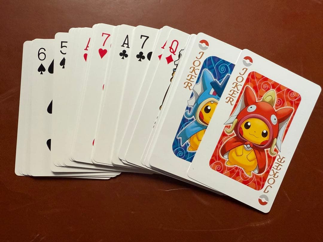 ポケモンセンター ヒロシマ限定 トランプ ピカチュウ ポンチョ - メルカリ