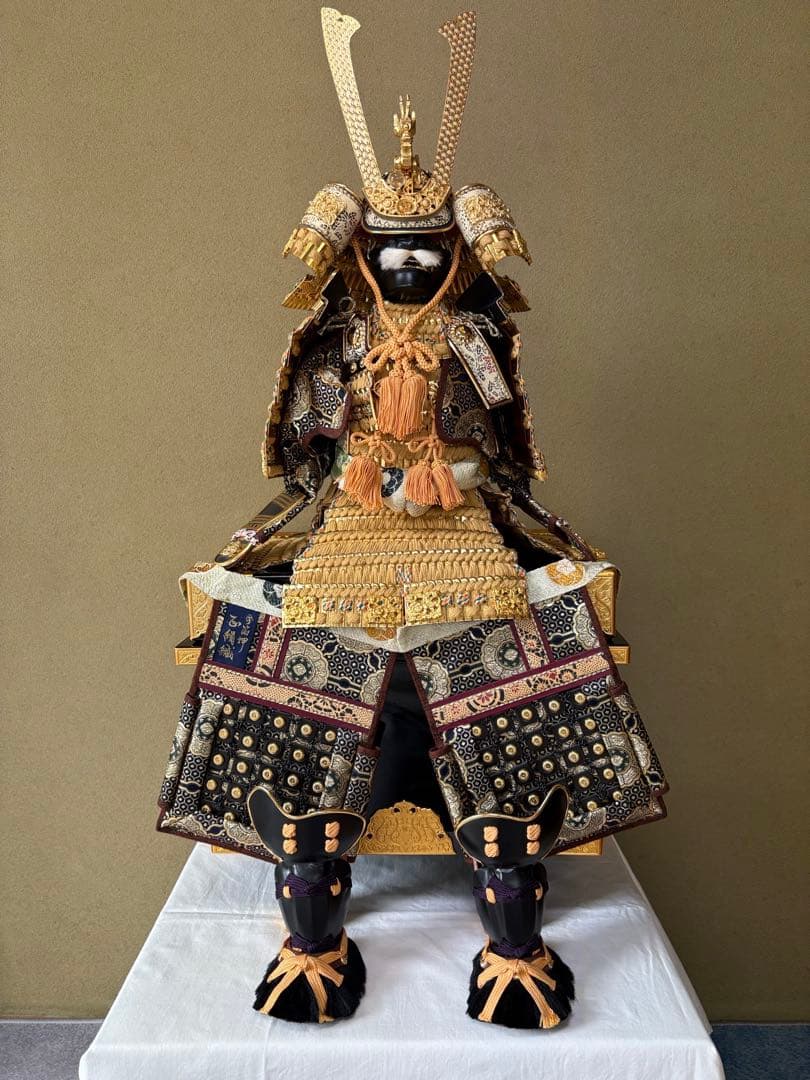 美品 鈴甲子雄山作 五月人形 1式