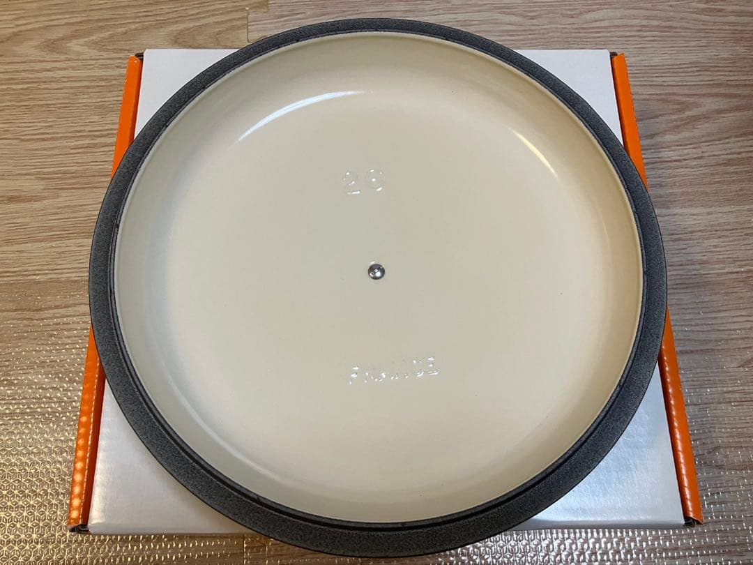 ル・クルーゼ　ビュッフェキャセロール 26cm オリーブ