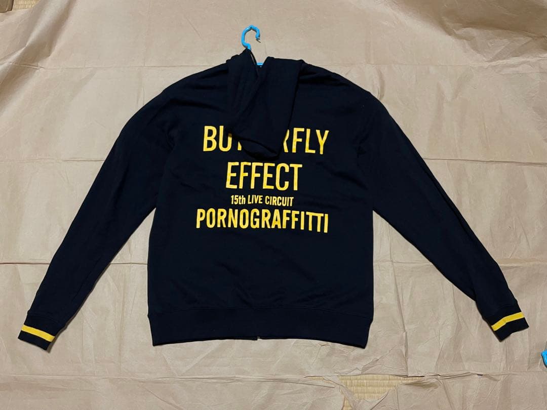 ポルノグラフィティ BUTTERFLY EFFECT パーカー グッズ - メルカリ