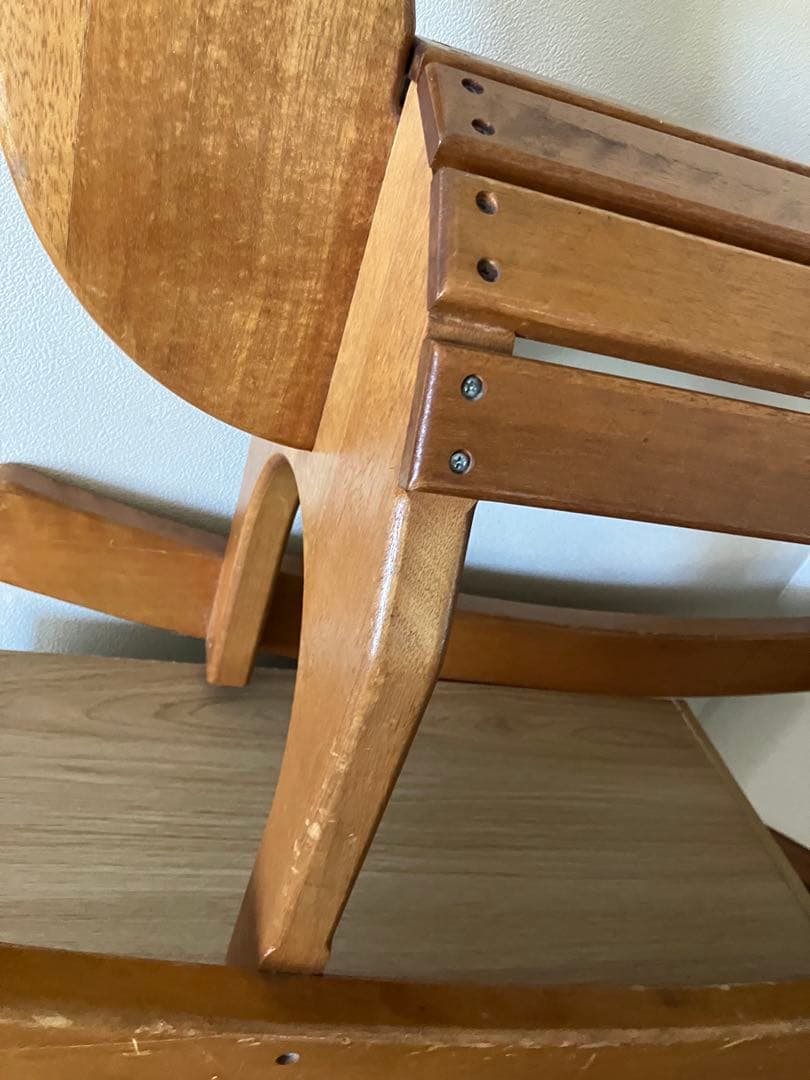 家具の飛騨産業が製造したブナ材製の木馬 木製 ロッキングホース