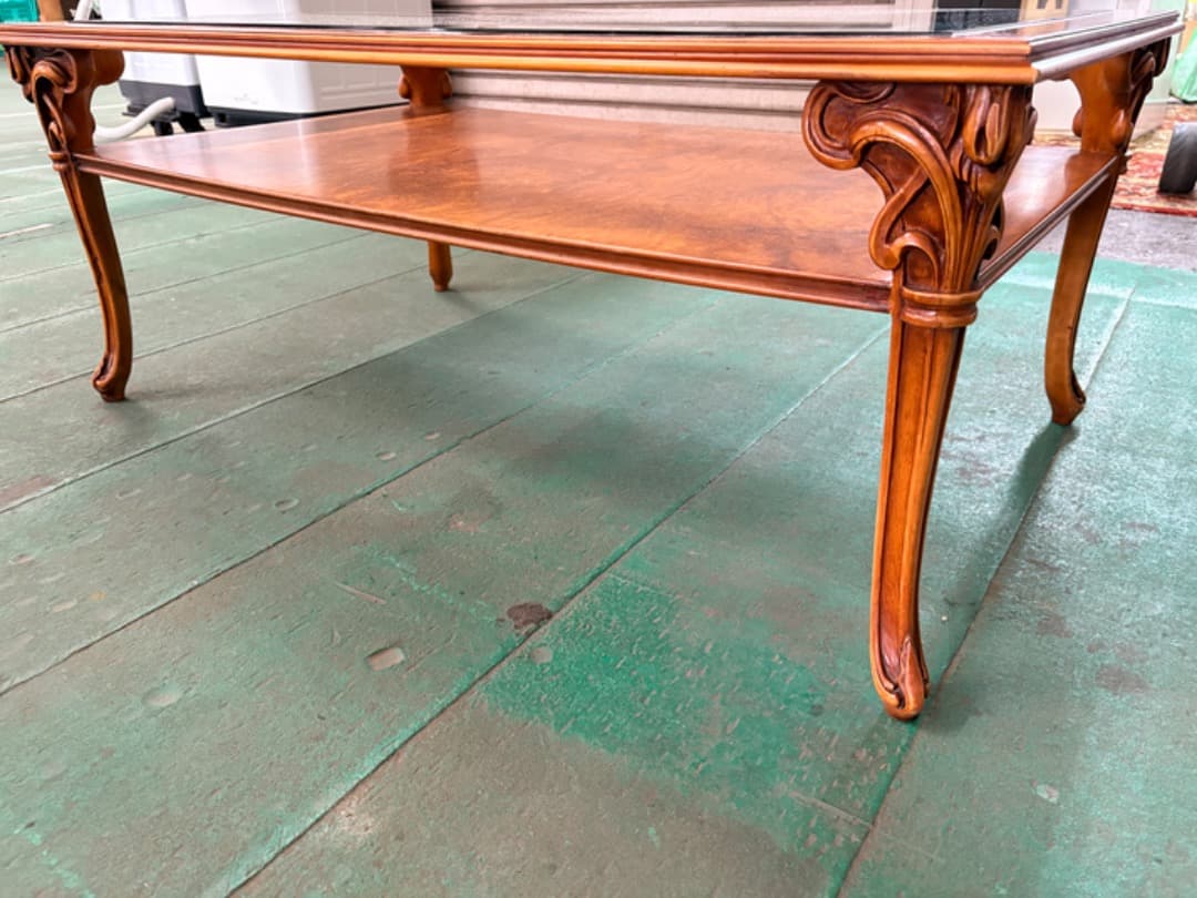 イギリス製　センターテーブル　クイーンアン様式　猫脚　ガラス天板　アンティーク調