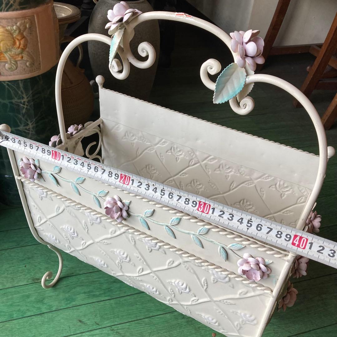 湯布院アンティーク イタリア ロココ調 ブックスタンド アイアン家具 姫家具