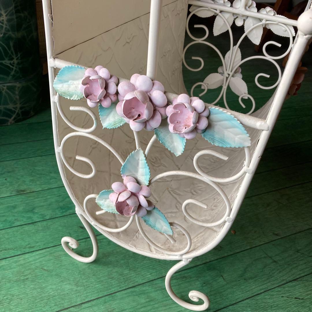 湯布院アンティーク イタリア ロココ調 ブックスタンド アイアン家具 姫家具