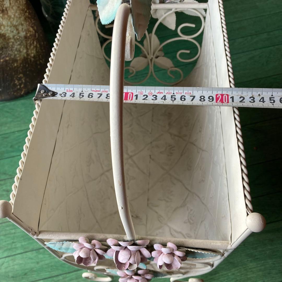 湯布院アンティーク イタリア ロココ調 ブックスタンド アイアン家具 姫家具