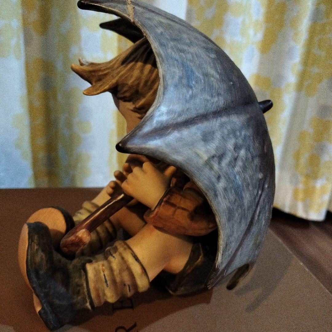 GOEBEL ゲーベルフィギュリン/フンメル人形/傘の少年