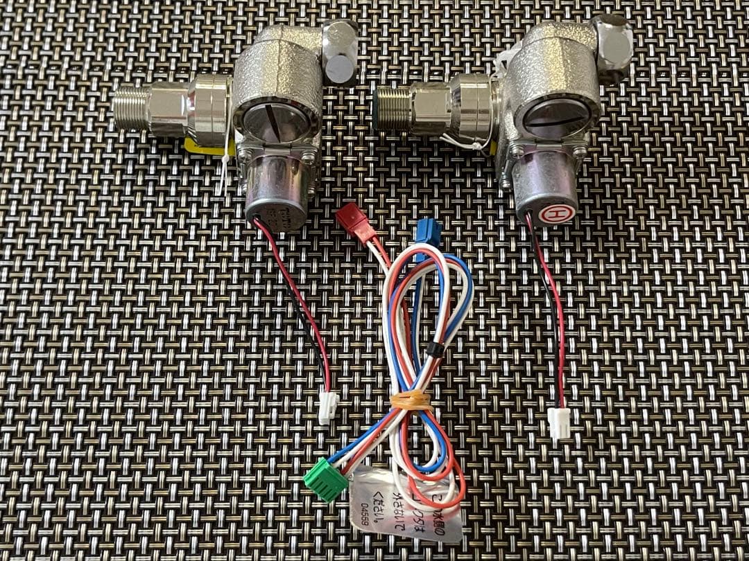 TOTO∥ タッチレス水ほうき水栓TEKC35ET - メルカリ