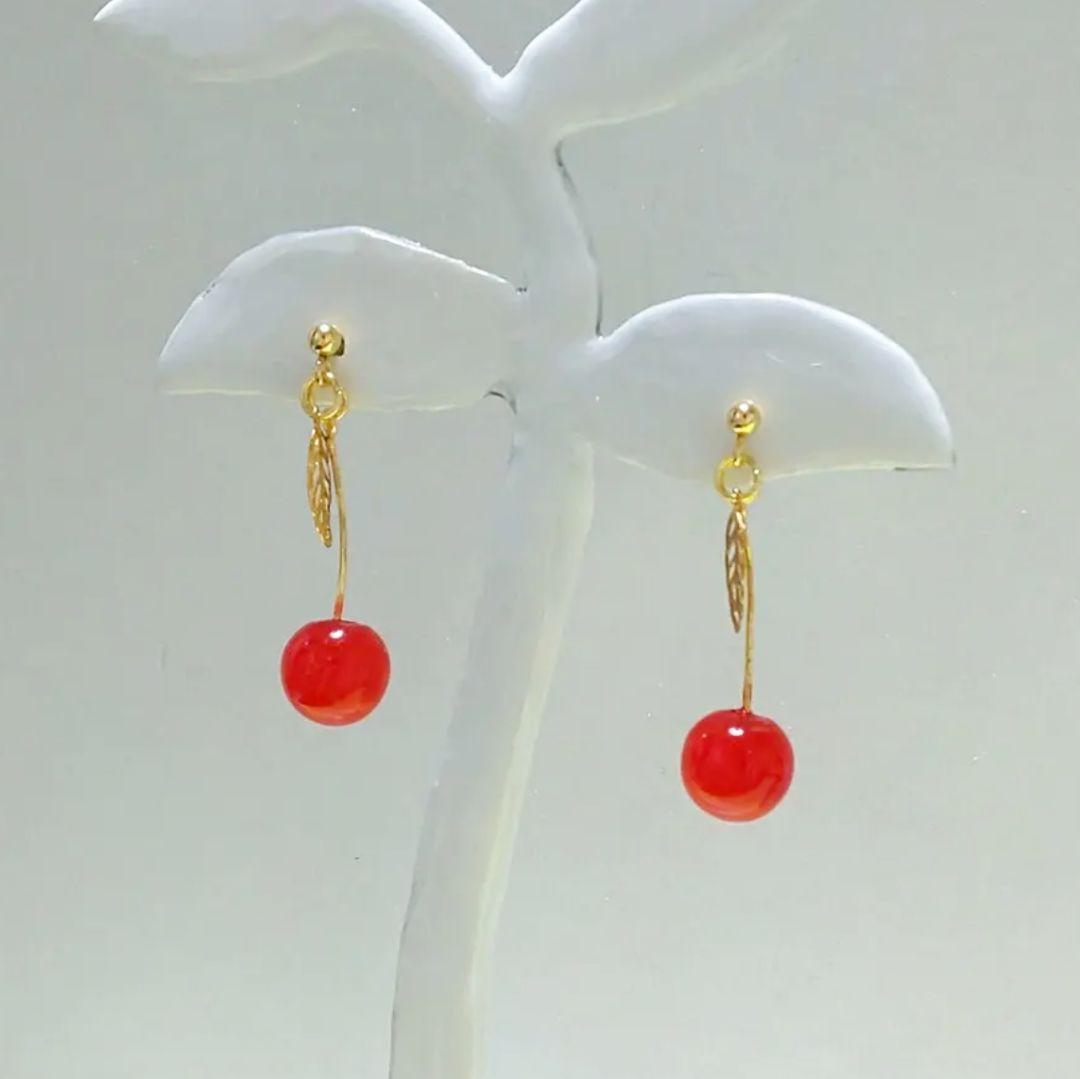 【535】さくらんぼのピアス／イヤリング