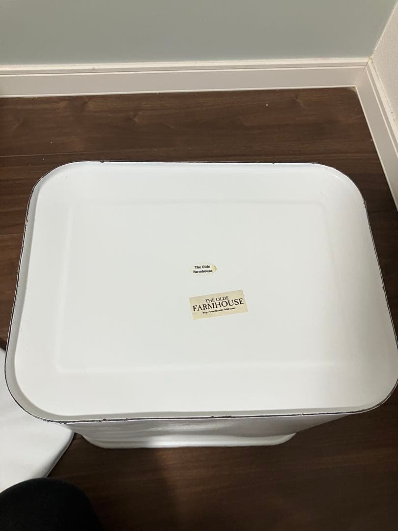 ホワイトブレッドケース フタ付き