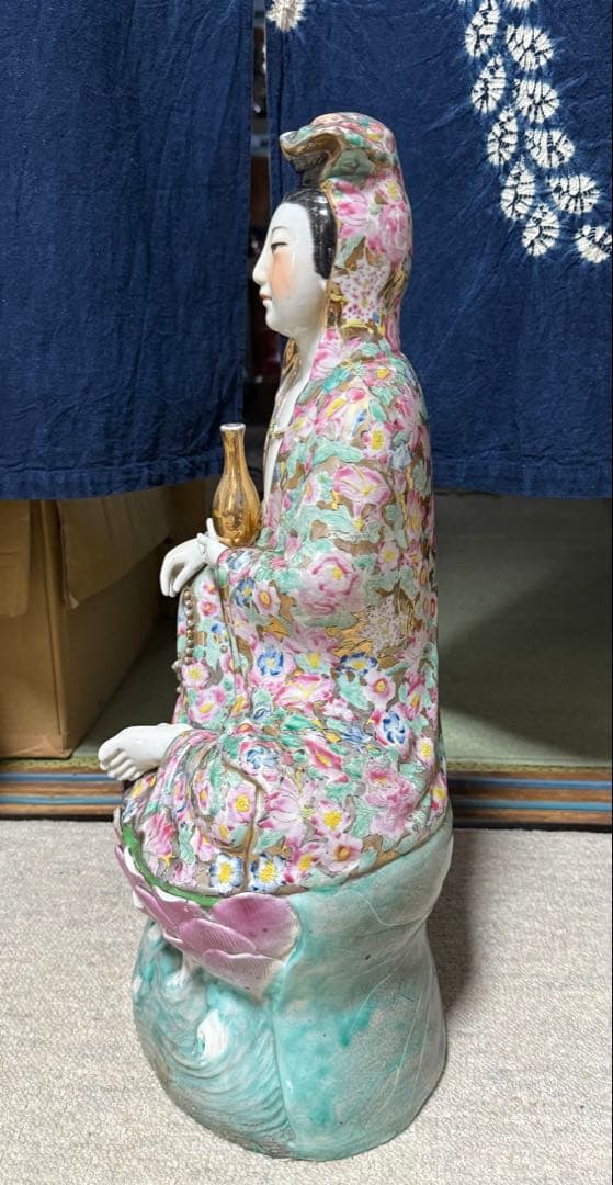 中国　景徳鎮1950年代製　浄瓶観音像　高さ約51.3cm 粉彩　送料込1218